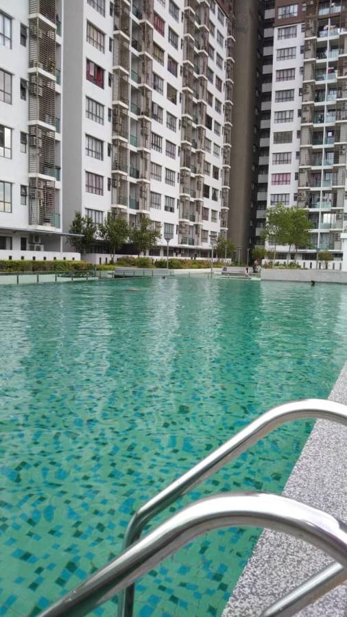 Sg Buloh Cozy Apartment Wifi & Netflix Sungai Buloh Exterior photo